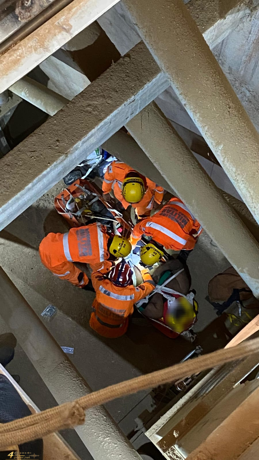  Trabalhador cai em fosso de 10 metros e é resgatado em Alfenas