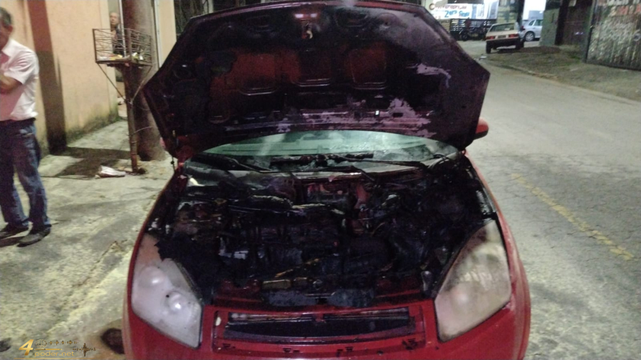 Incêndios em veículos e vegetação mobilizam bombeiros no Sul de MG