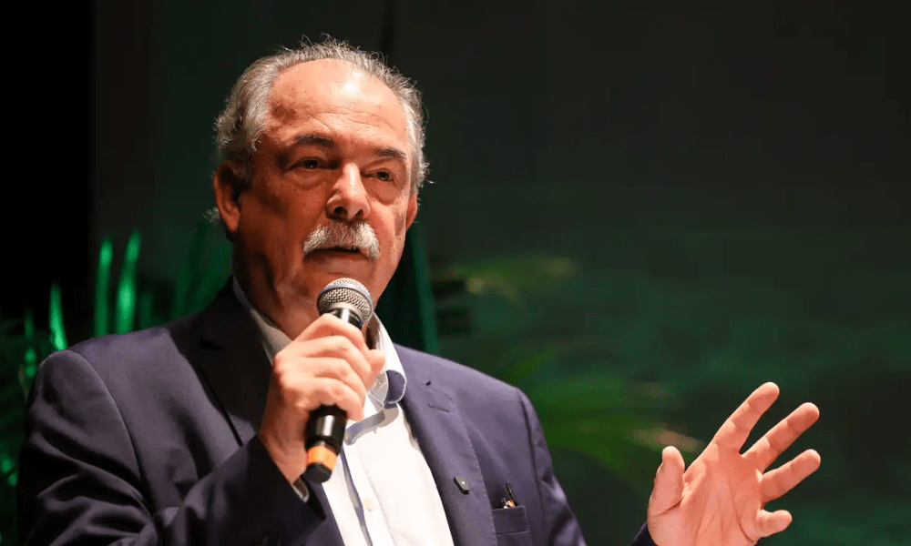Proposta de Flávio para EUA participarem de transição de governo é ‘inaceitável’, diz Mercadante