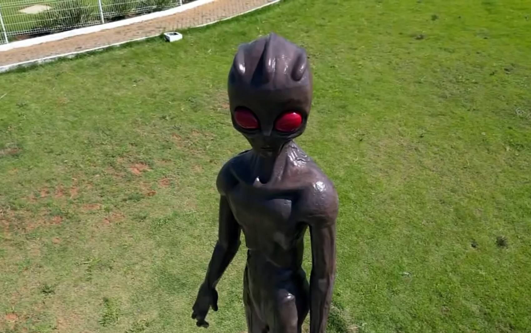 ET de Varginha: mistério resiste há 30 anos e vira símbolo cultural da cidade