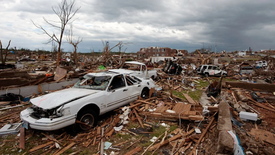 Os tornados mais impressionantes de todos os tempos!