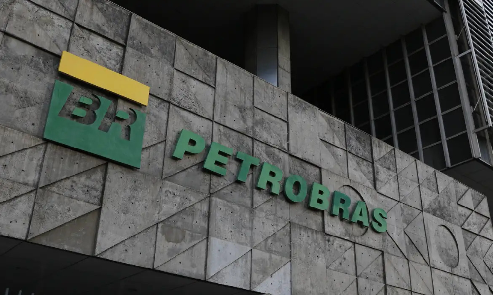 Petrobras reduz o preço da gasolina em 5,2% nas distribuidoras
