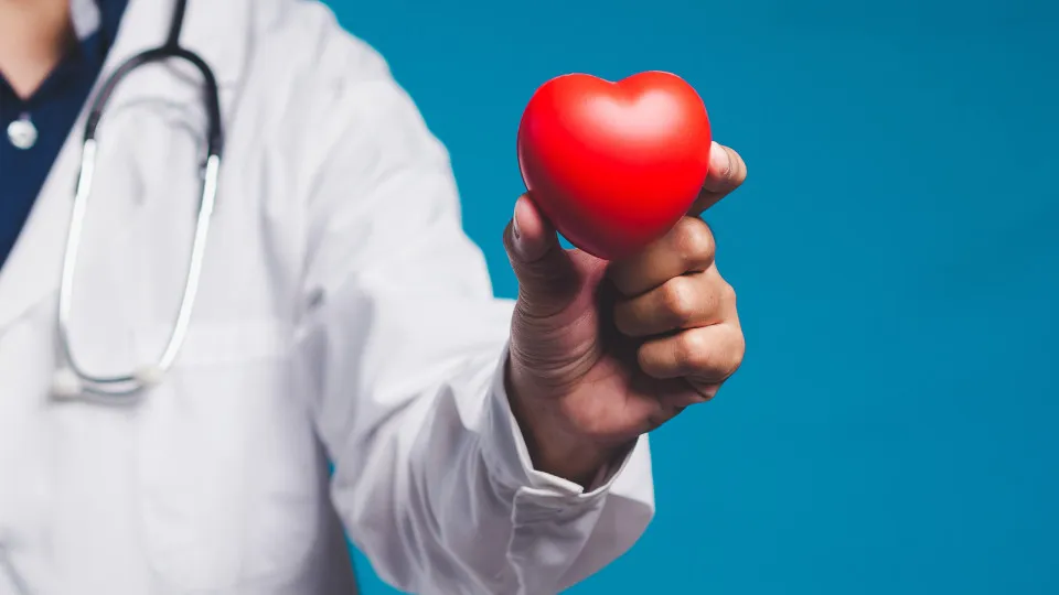 Hábitos antes do meio-dia ajudam a proteger o coração, dizem especialista