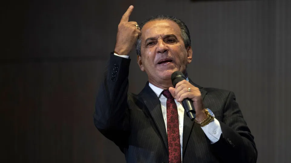 Malafaia diz que Eduardo 'calado' ajuda mais na campanha de Flávio do que 'falando asneira'