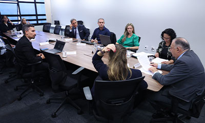 1º vice articula acordo para solucionar falta de saneamento em Santa Luzia