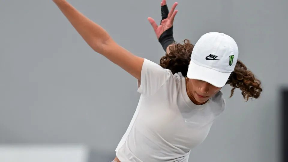 Rayssa Leal cai e fica fora do pódio no Mundial de Skate em São Paulo