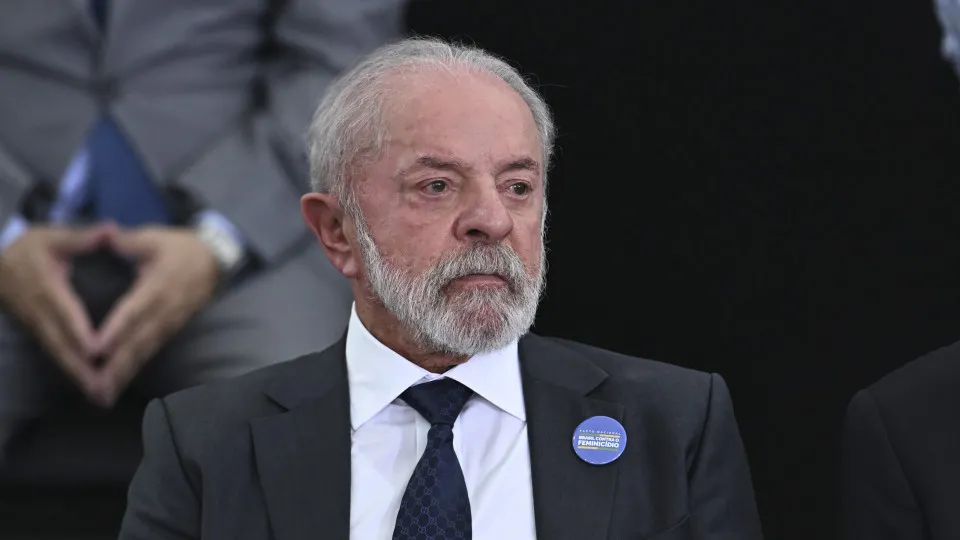 Lula reforça discurso de soberania ao barrar americano, mas quer manter canal com Trump