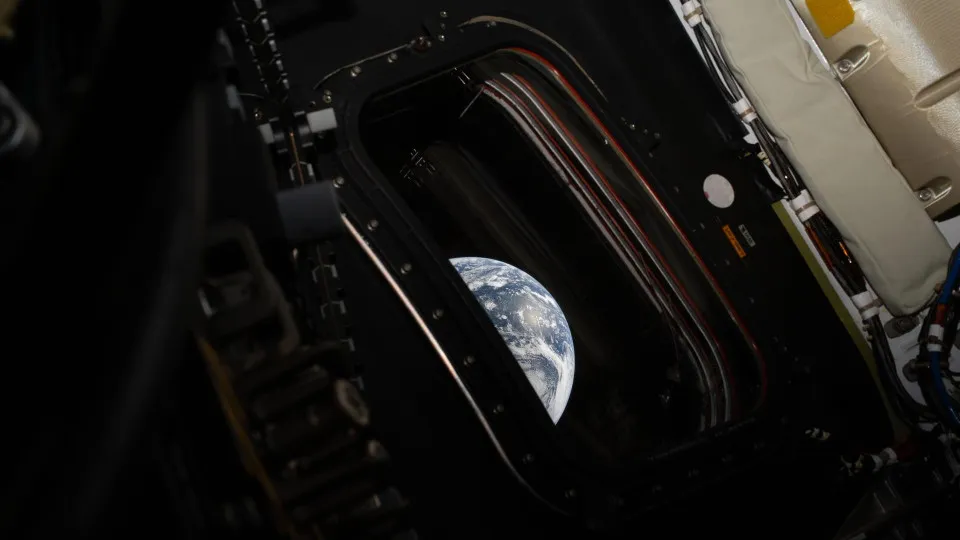 Astronautas a caminho da Lua estão 'na metade do caminho', diz Nasa
