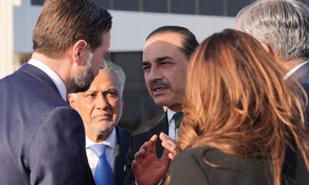 Negociações entre EUA e Irã terminam sem avanço, mas com porta aberta para diálogo