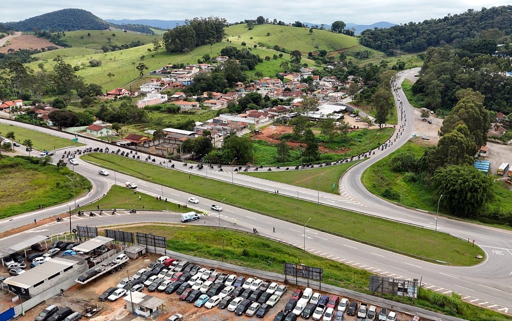 Moto Romaria terá monitoramento e bloqueios temporários nas rodovias do Sul de Minas; saiba como vai funcionar