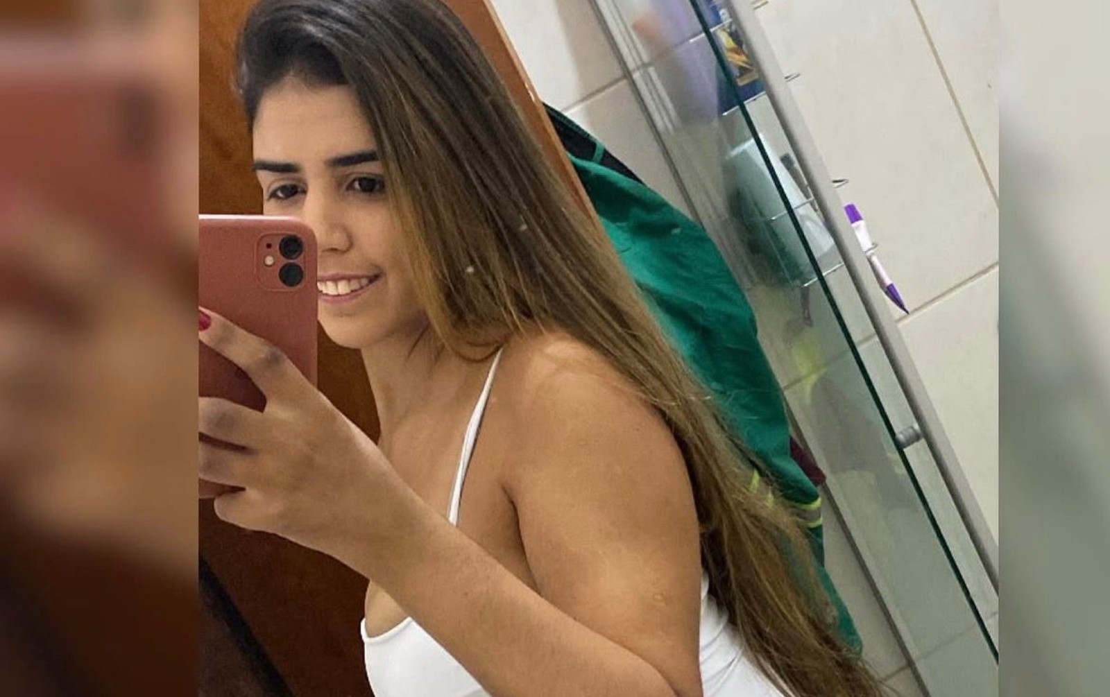 Religiosa, recém-formada e alegre: quem era a atendente morta após ser queimada por mulher em ataque