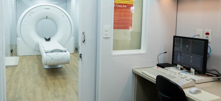População de Curvelo (MG) começa a ser atendida pela carreta de exames de imagem do Ministério da Saúde para diagnóstico precoce de doenças