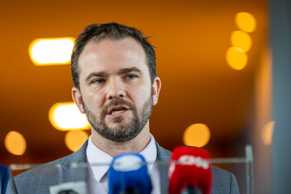 Desenrola 2.0: Durigan confirma que FGTS poderá ser usado para renegociar dívida