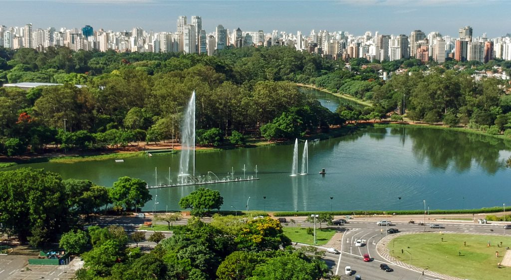 SP e RJ terão sol e calor, mas frente fria traz chuva no domingo