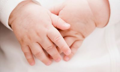 Laboratório deve indenizar família por erro em exame de bebê