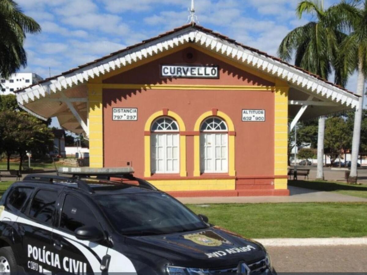 Polícia prende homem investigado por agredir companheira com socos no rosto e fazer ameaças de morte em Curvelo