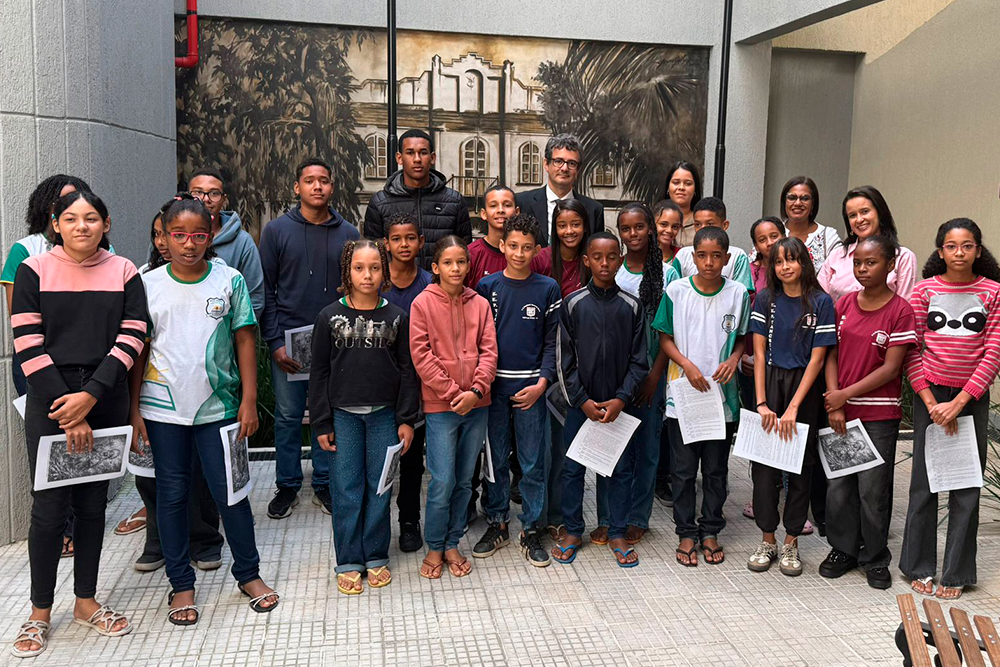 Estudantes visitam o Fórum da Comarca de Teófilo Otoni