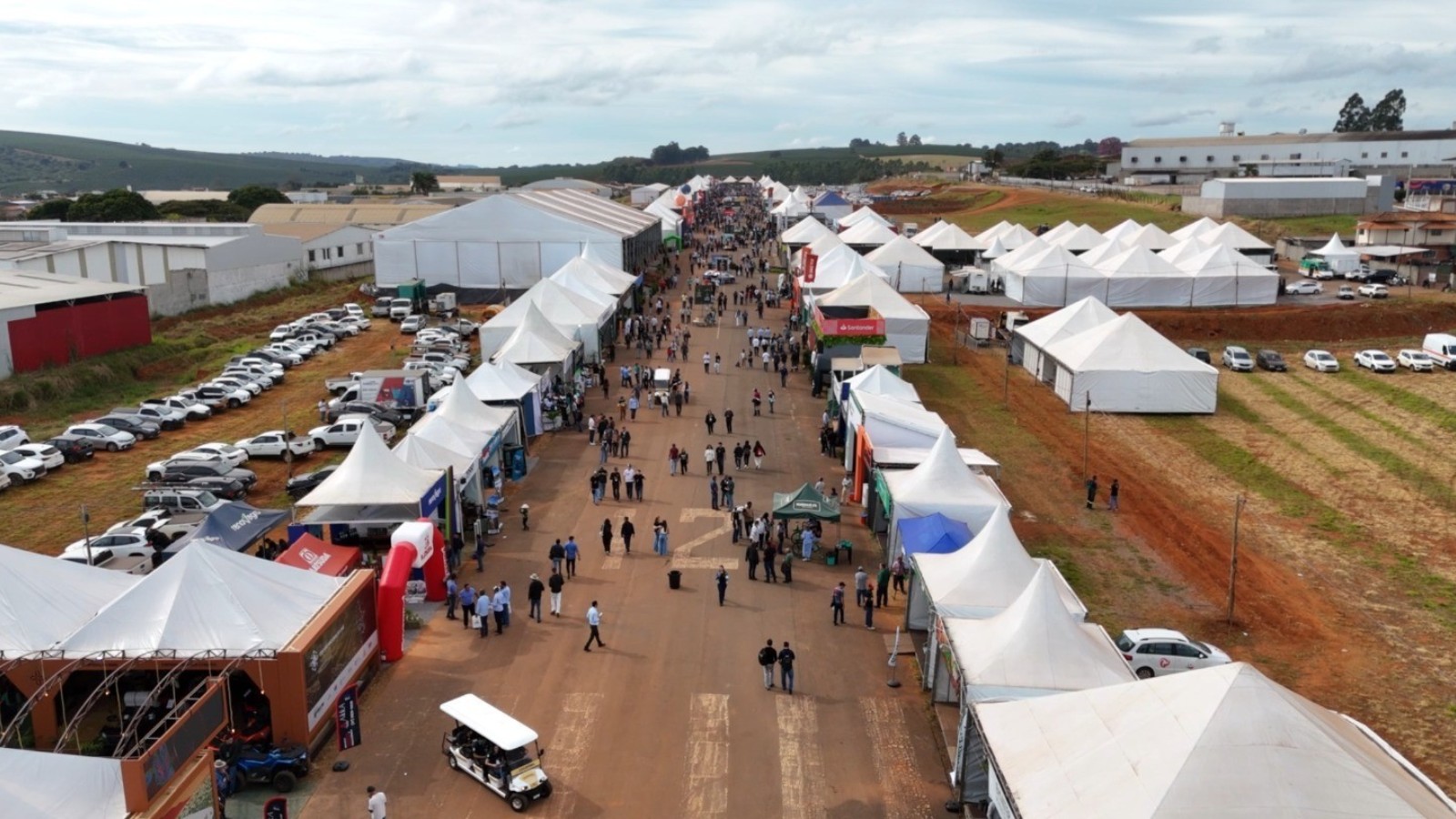 Expocafé 2026 começa em Três Pontas com mais de 170 estandes e palestras técnicas