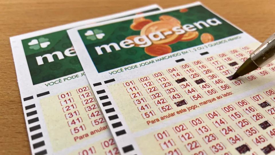 Mega-Sena não tem ganhador; prêmio acumula e vai a R$ 6 milhões