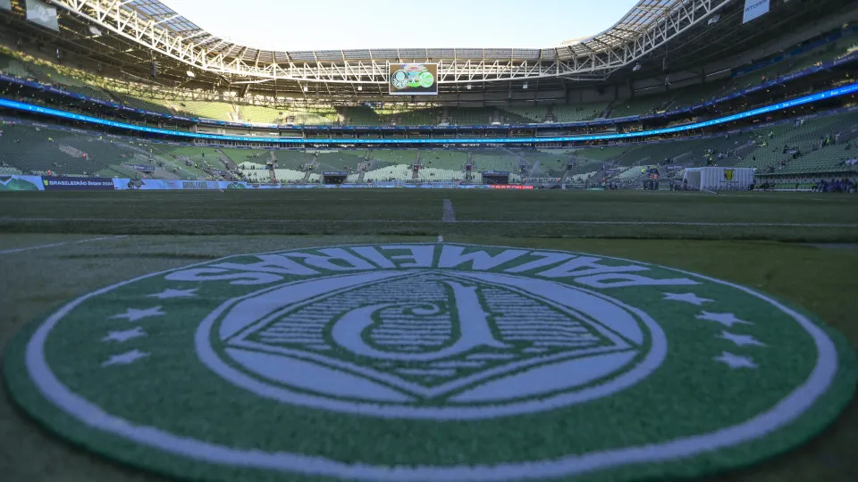 Pausa da Copa tem dupla na luta pela taça e trio muito ameaçado