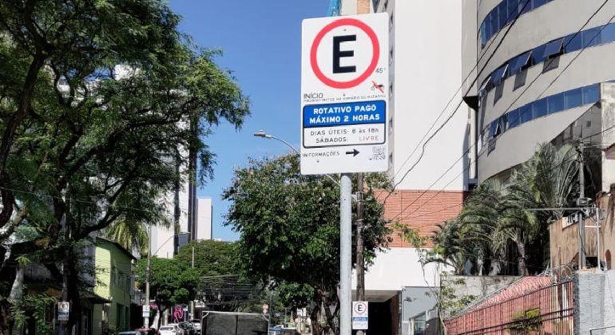 Estacionamento rotativo fica 13% mais caro em BH a partir desta segunda-feira