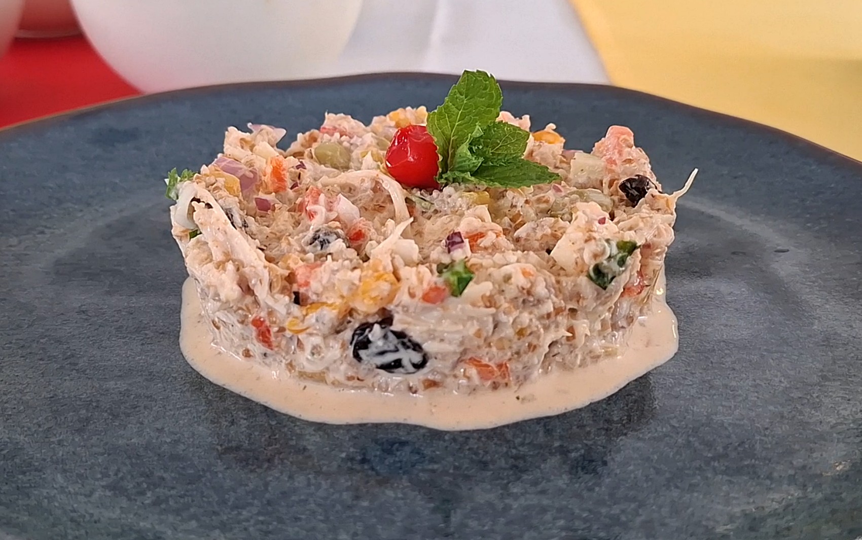 'Barato da cozinha': aprenda a fazer salada marroquina em clima de estreia do Brasil na Copa