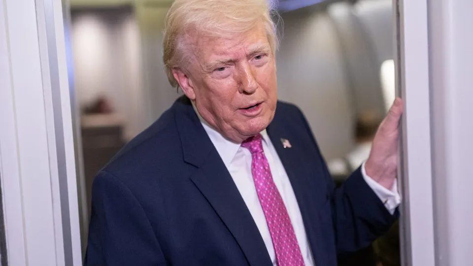 Trump chama pessoas que criticam acordo com o Irã de 'invejosas, más ou estúpidas'