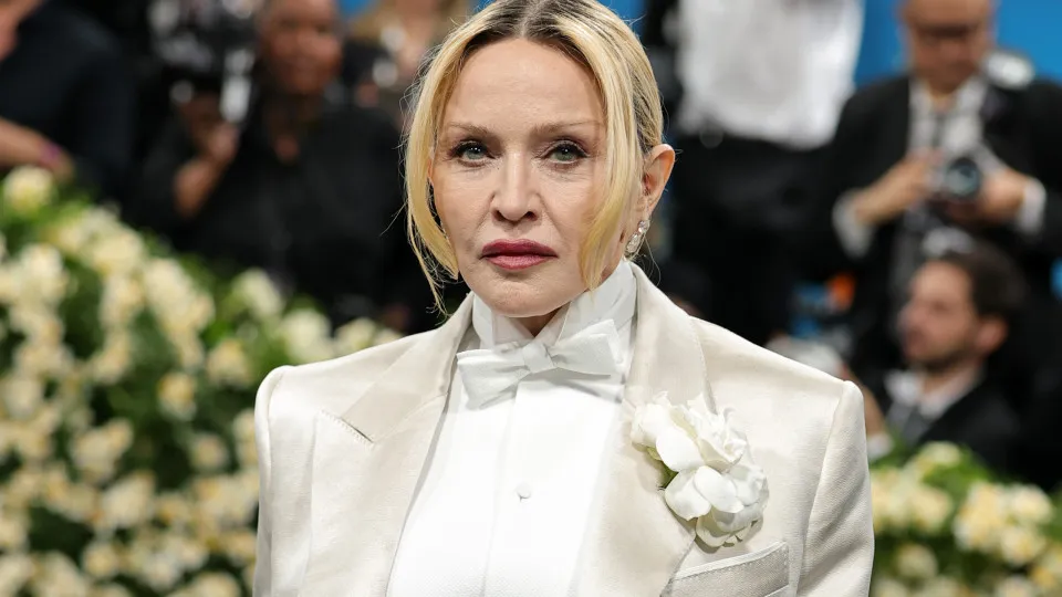 Confira detalhes sobre as faixas de 'Confessions II', novo disco de Madonna