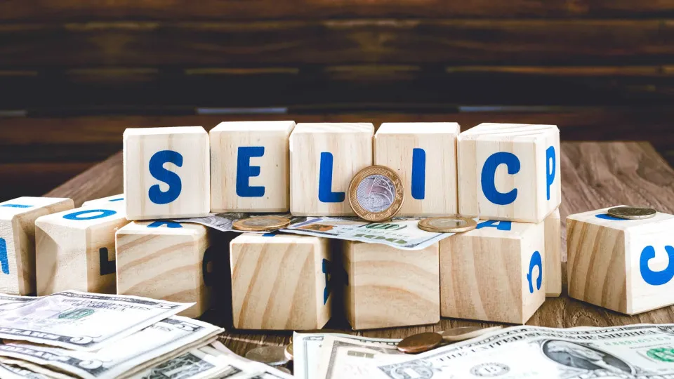 Selic no fim de 2026 segue em 14,00%, aponta Focus