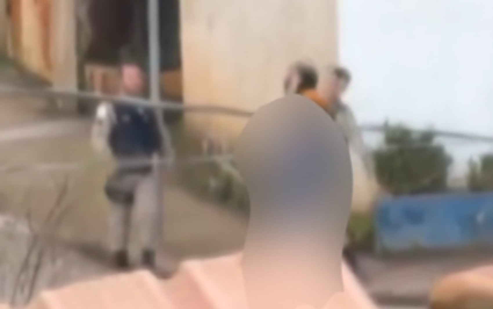 VÍDEO: PM apura conduta de militares após homem ser agredido durante fiscalização de trânsito em MG