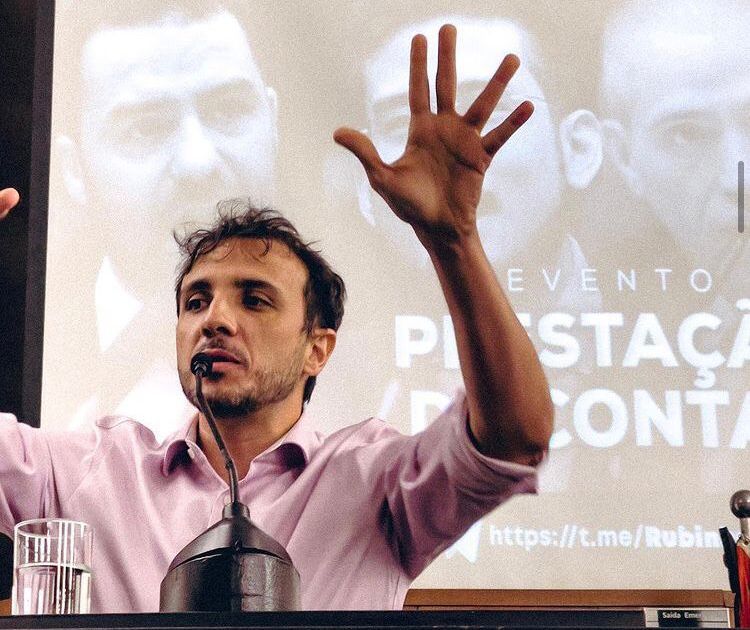 Missão antecipa convenção e oficializa Renan Santos como candidato à Presidência