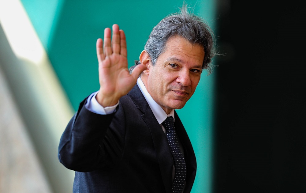 Haddad relata abordagem ‘fora do padrão’ pela PM de SP a motorista após evento