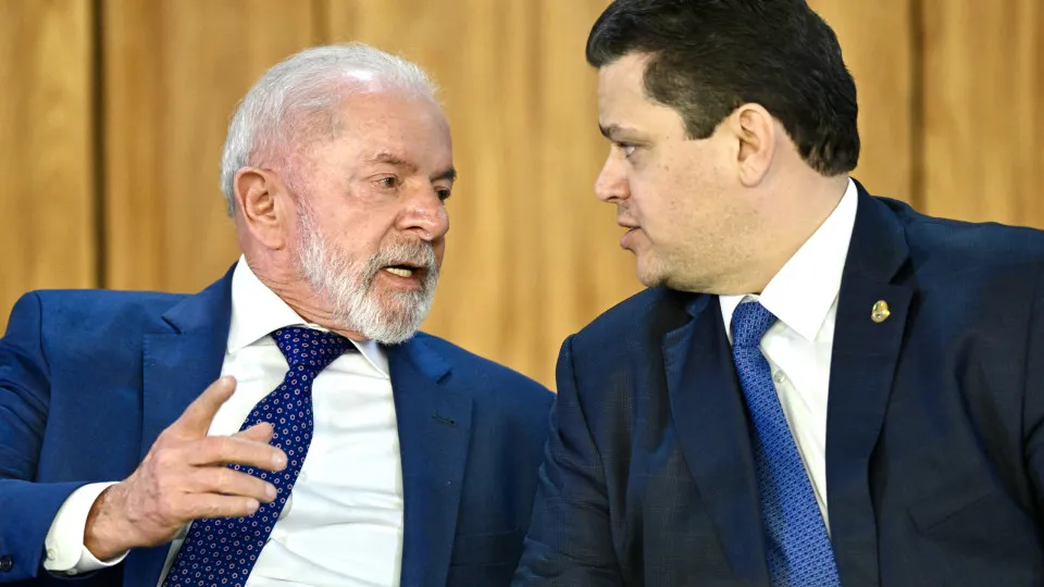 Alcolumbre sobre encontro com Lula: Não falamos nada do passado; diálogo foi restabelecido