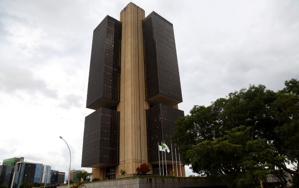 Selic só não cai mais por culpa do Governo Federal