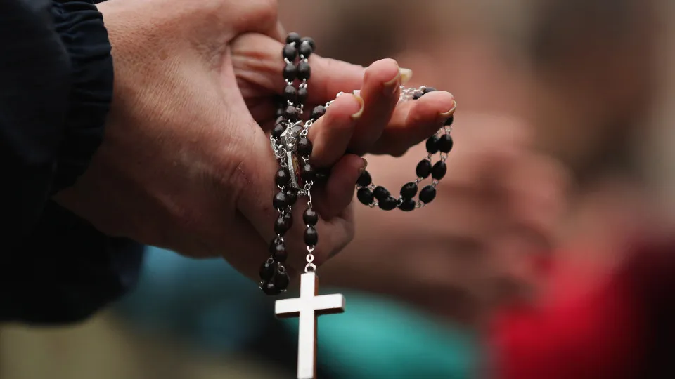 Crenças e tradições católicas que NÃO estão na Bíblia