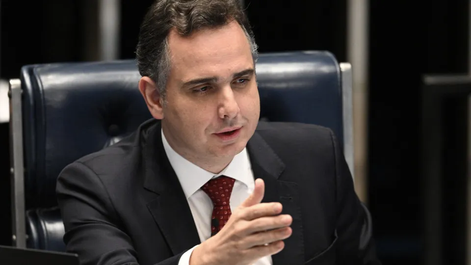 Alcolumbre indica Pacheco para vaga aberta no TCU com saída de Bruno Dantas