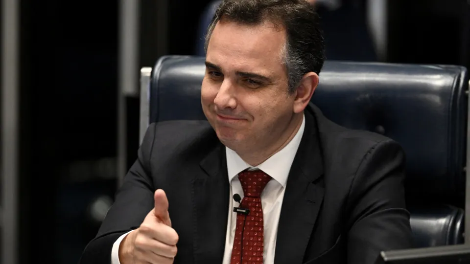 Senado aprova indicação de Rodrigo Pacheco para o TCU