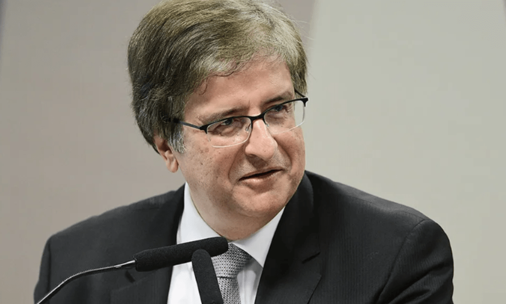 Mensagem de Gonet para Vorcaro: ‘Tomara que tenha charuto e Macallan’