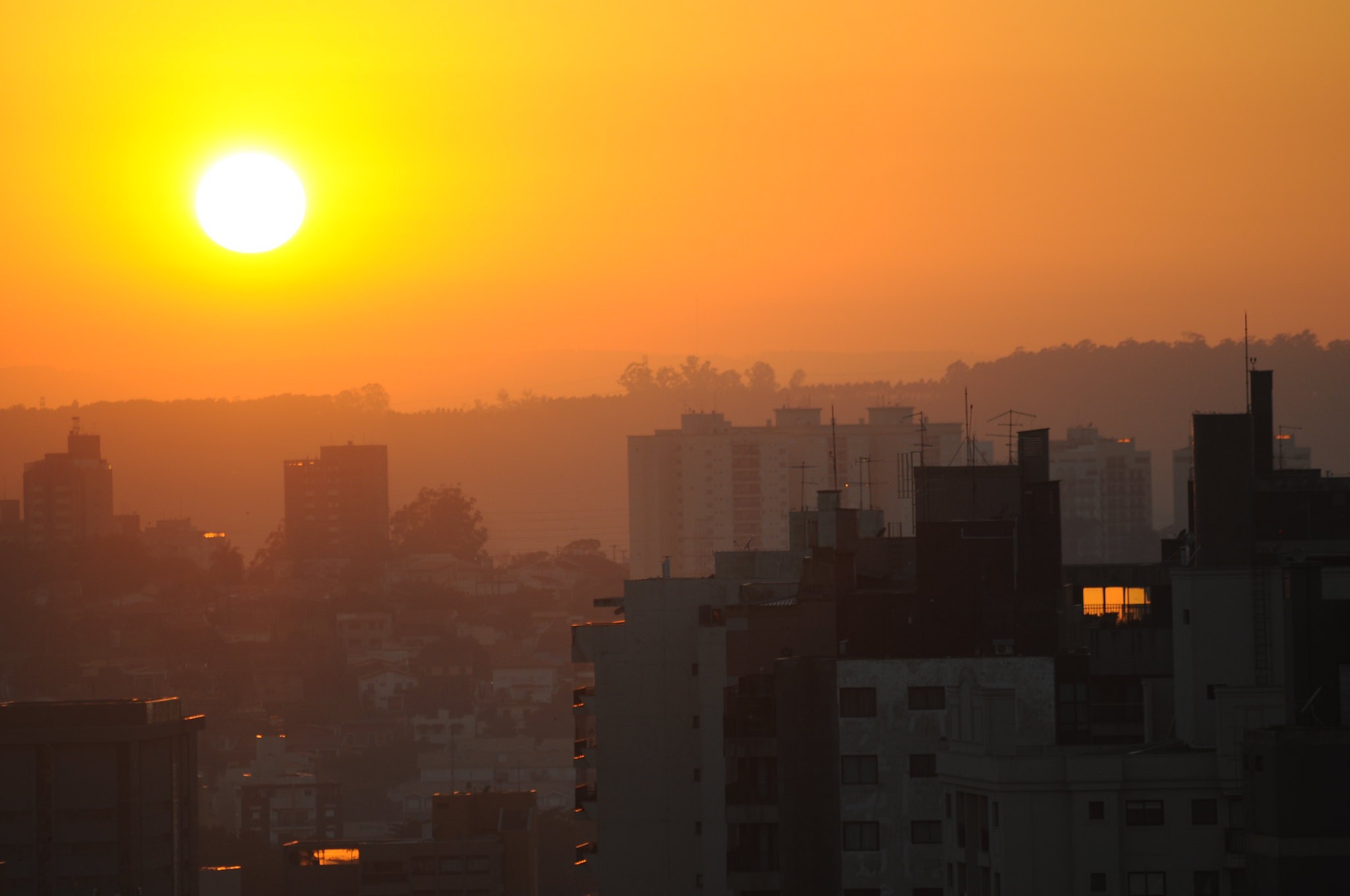 Super El Niño: temperatura média pode subir até 2°C nas regiões de Campinas e de Piracicaba, aponta Cptec