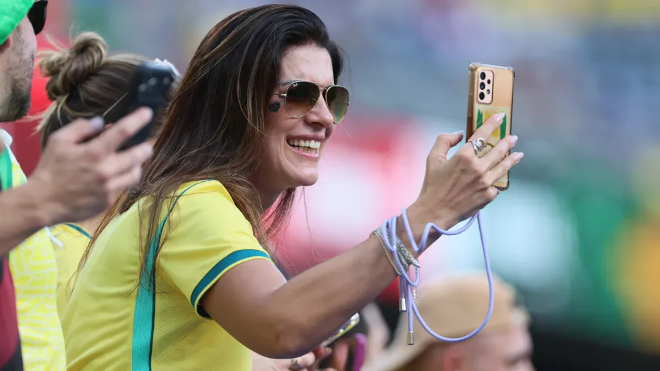 Celulares que mais emitem radiação, segundo lista publicada na Alemanha