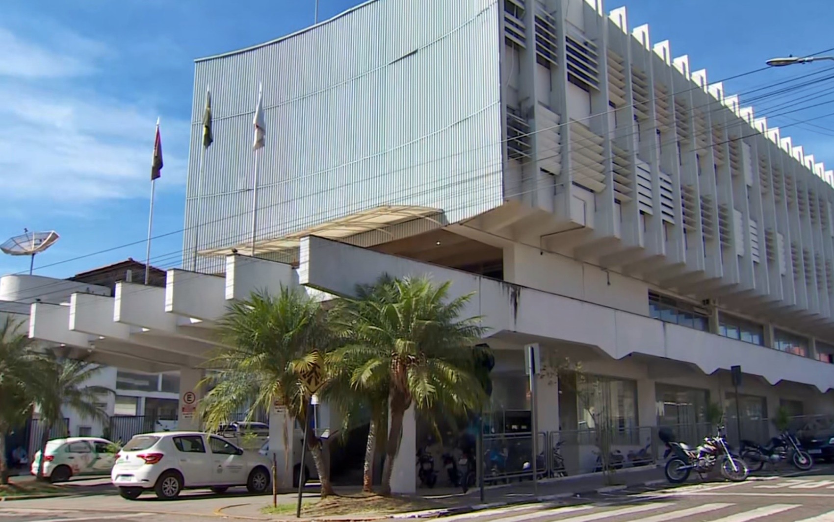 Prefeitura de Passos anuncia pacote de cortes após queda na arrecadação e prevê economia de R$ 20 mi por ano