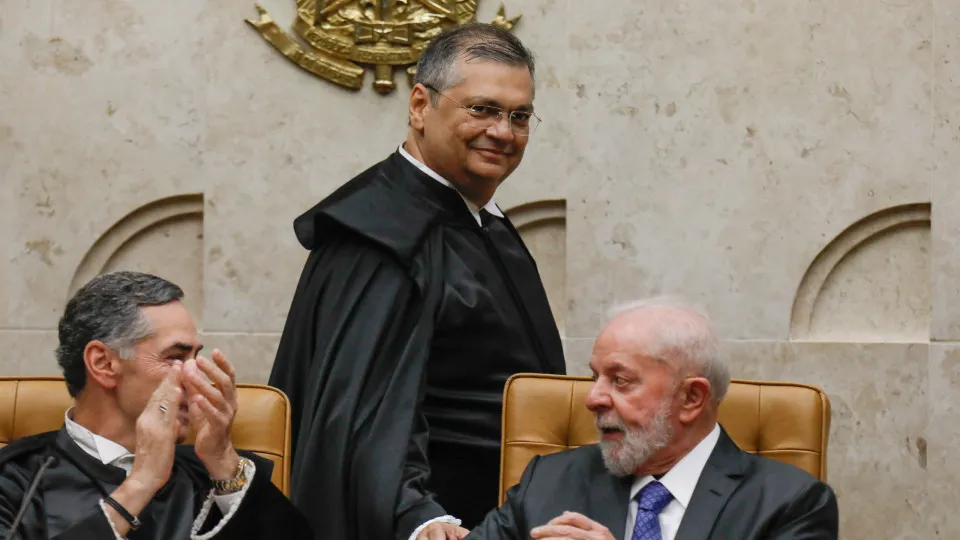 AGU vai ao STF para manter decreto do IOF: 'É constitucional'