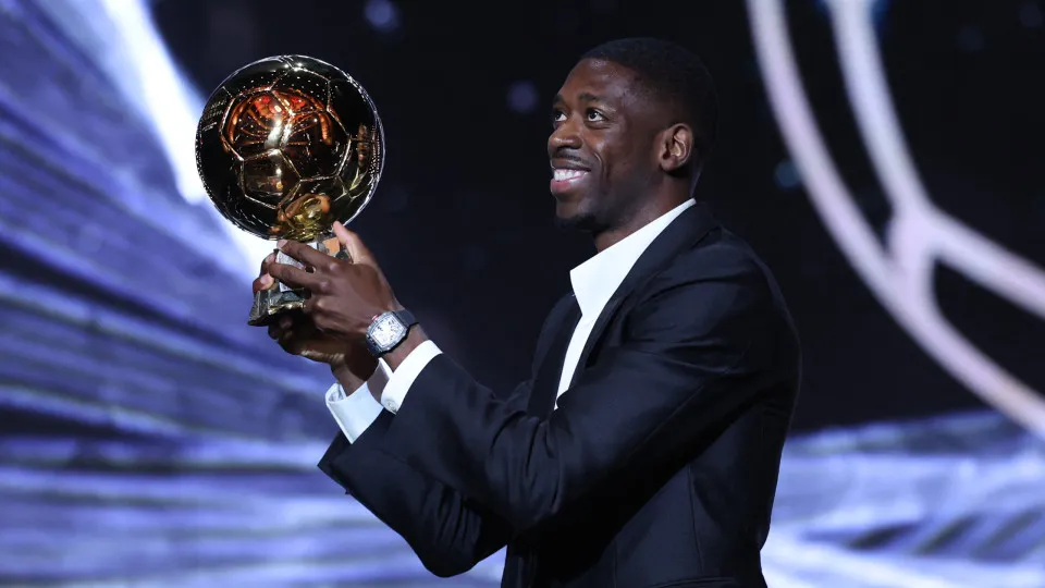 Ousmane Dembélé, decisivo em título europeu do PSG, fica com a Bola de Ouro