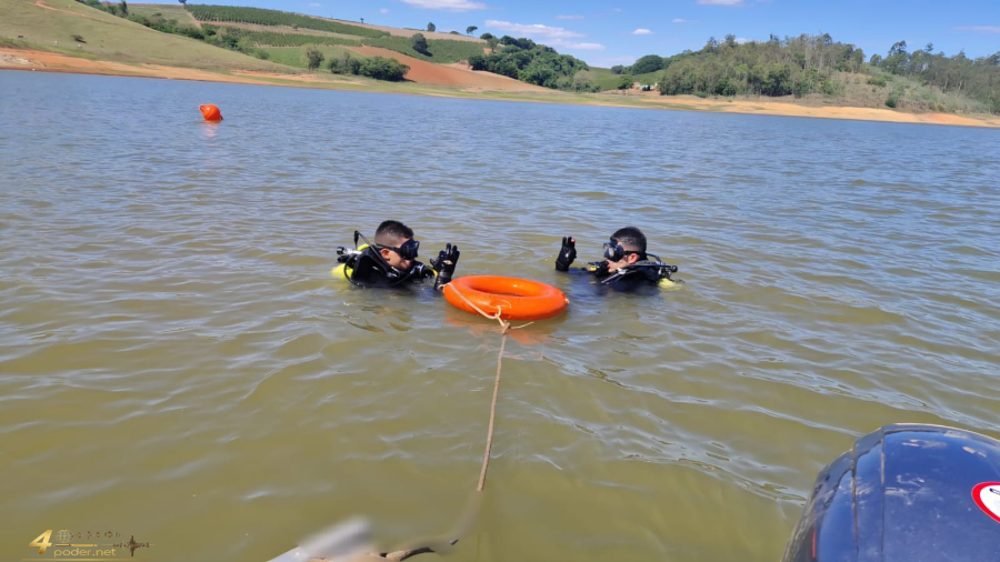 Bombeiros localizam corpo de pescador desaparecido no Lago de Furnas